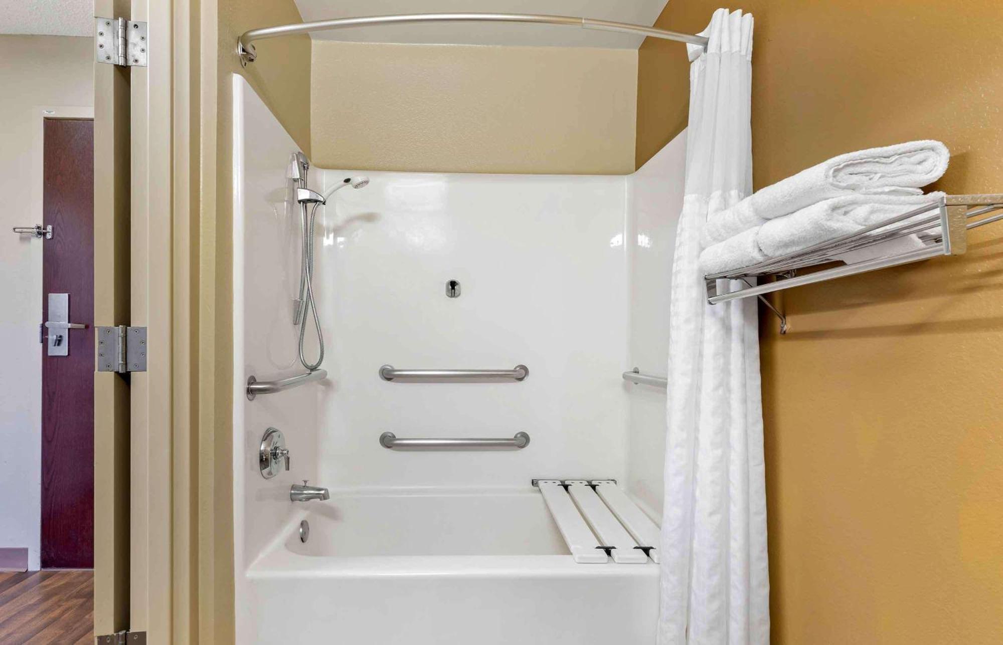 Extended Stay America Suites - Detroit - Canton Zewnętrze zdjęcie
