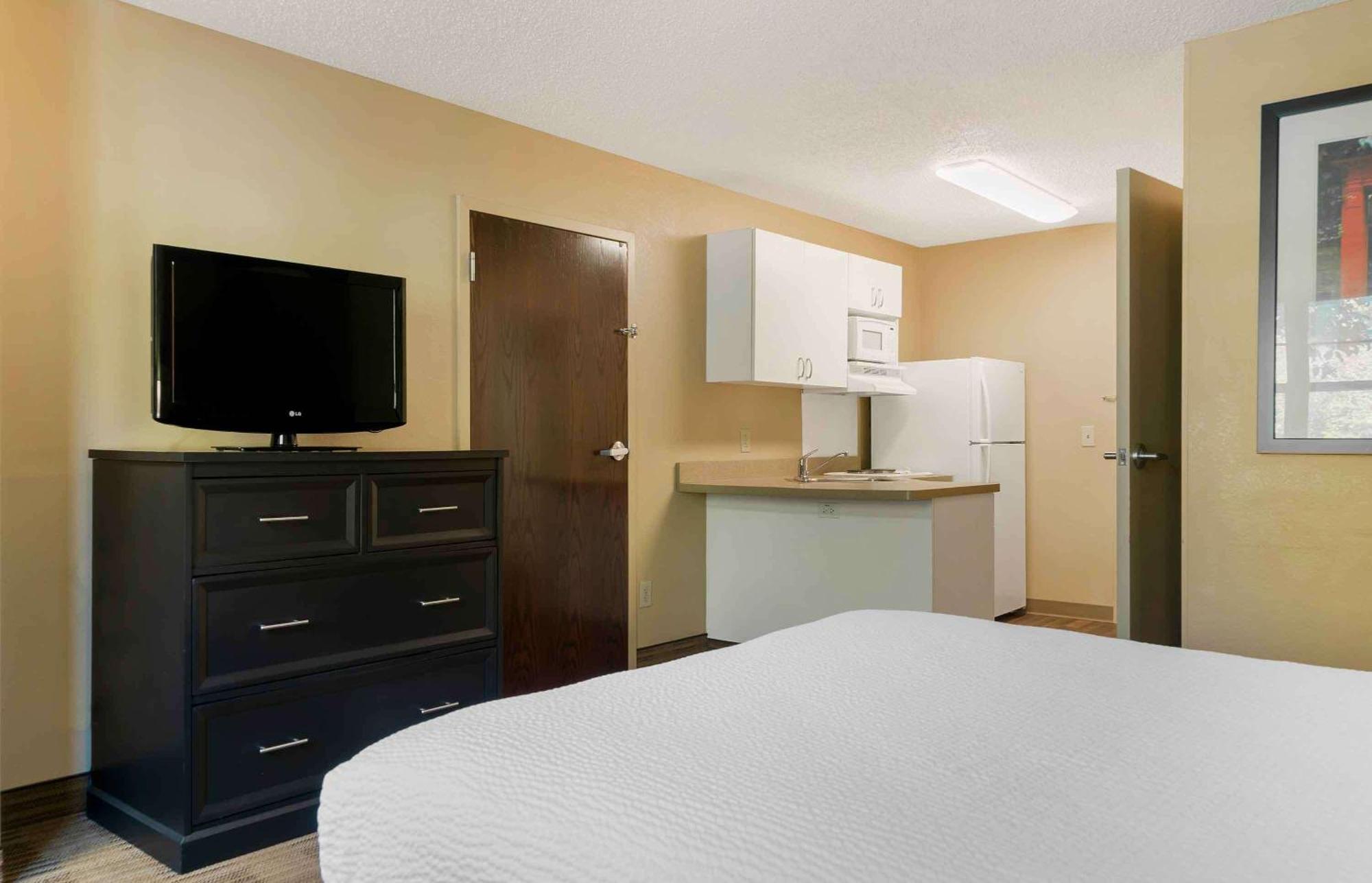 Extended Stay America Suites - Detroit - Canton Zewnętrze zdjęcie