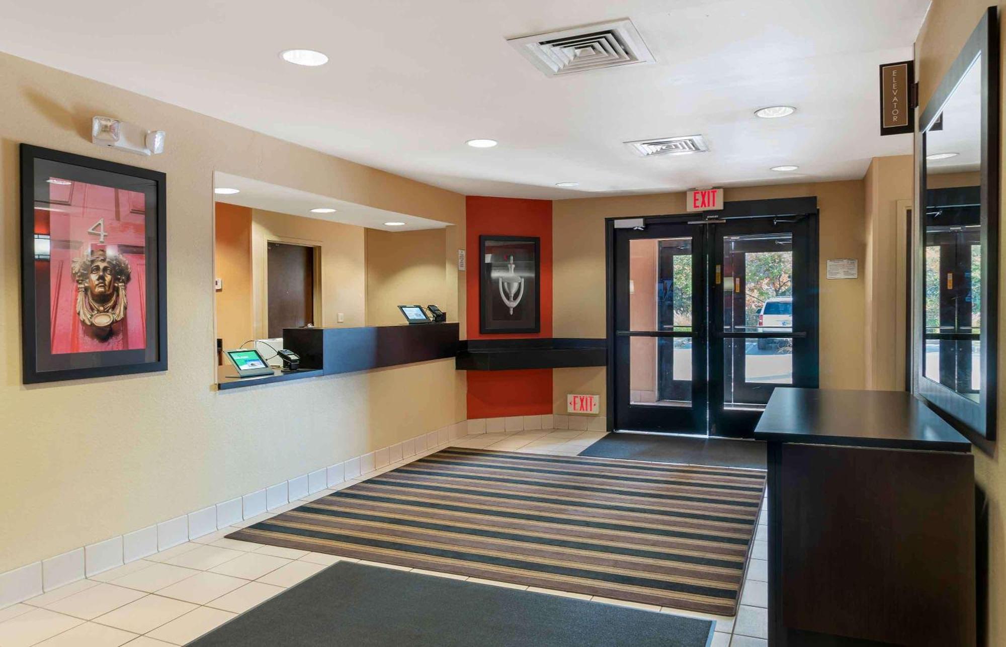 Extended Stay America Suites - Detroit - Canton Zewnętrze zdjęcie