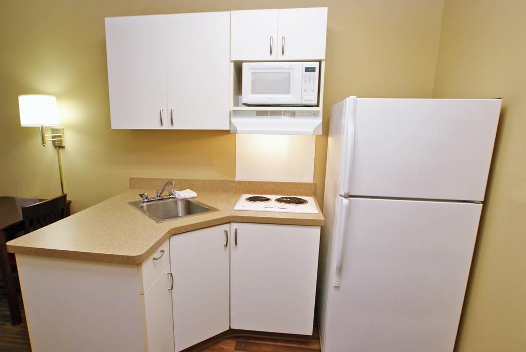 Extended Stay America Suites - Detroit - Canton Zewnętrze zdjęcie
