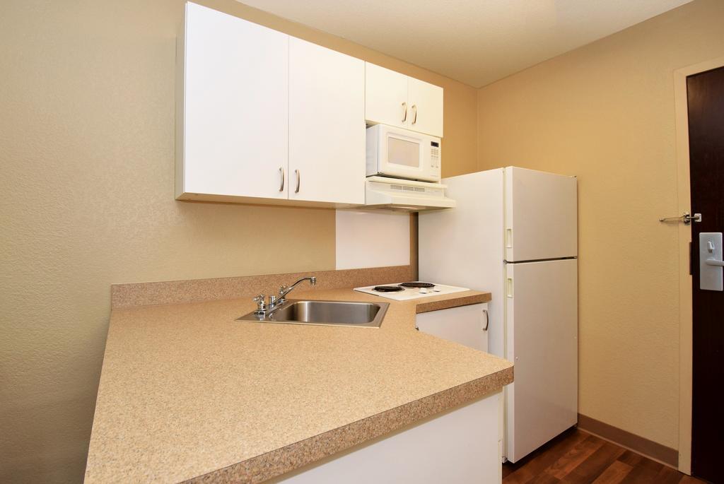 Extended Stay America Suites - Detroit - Canton Zewnętrze zdjęcie
