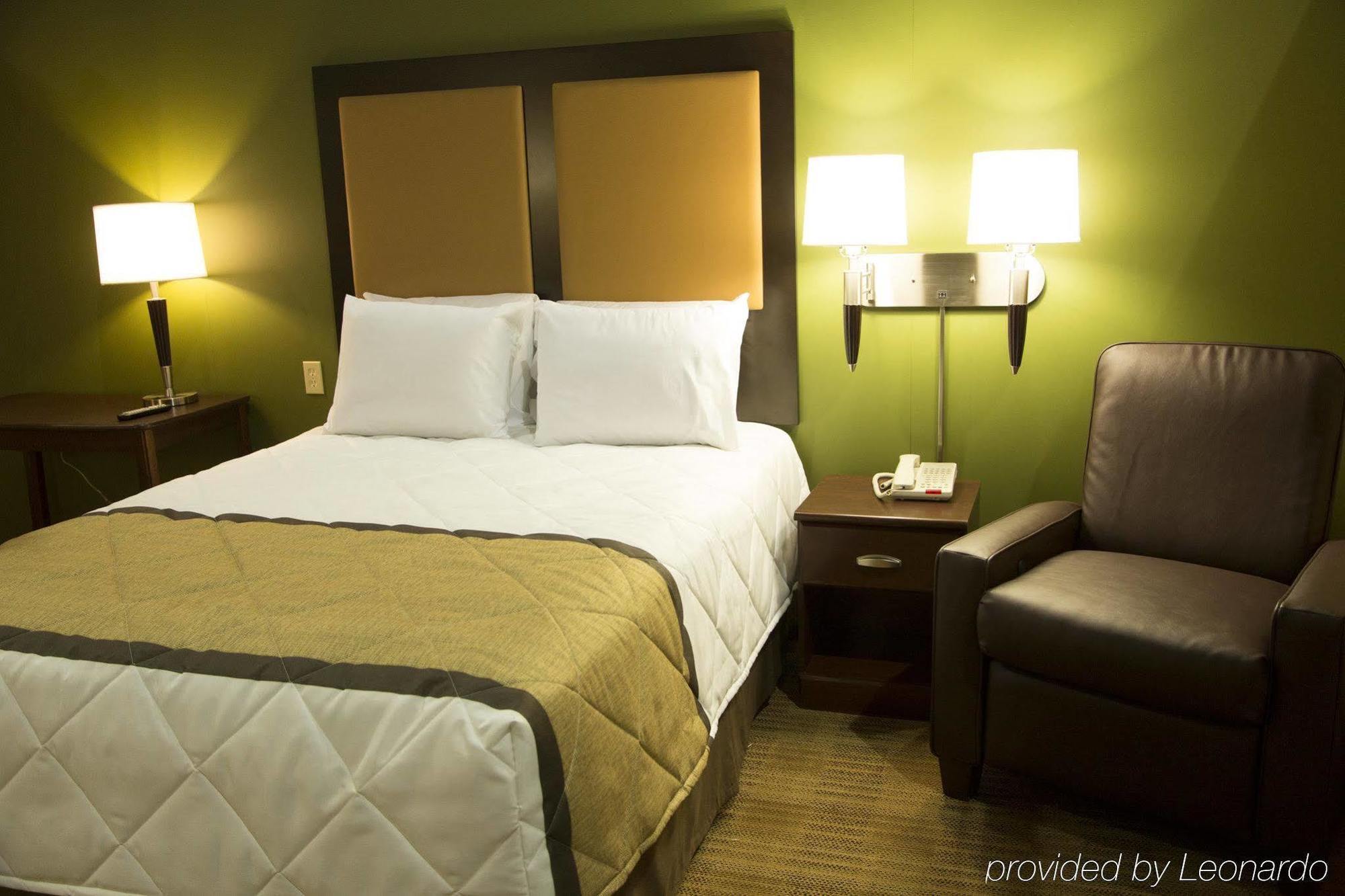 Extended Stay America Suites - Detroit - Canton Zewnętrze zdjęcie